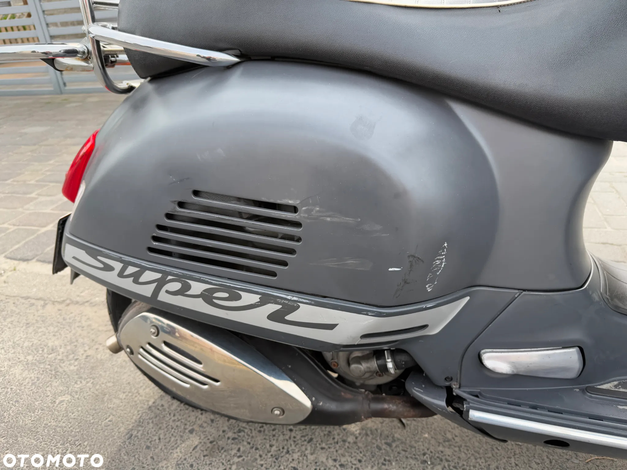 Piaggio Vespa - 16