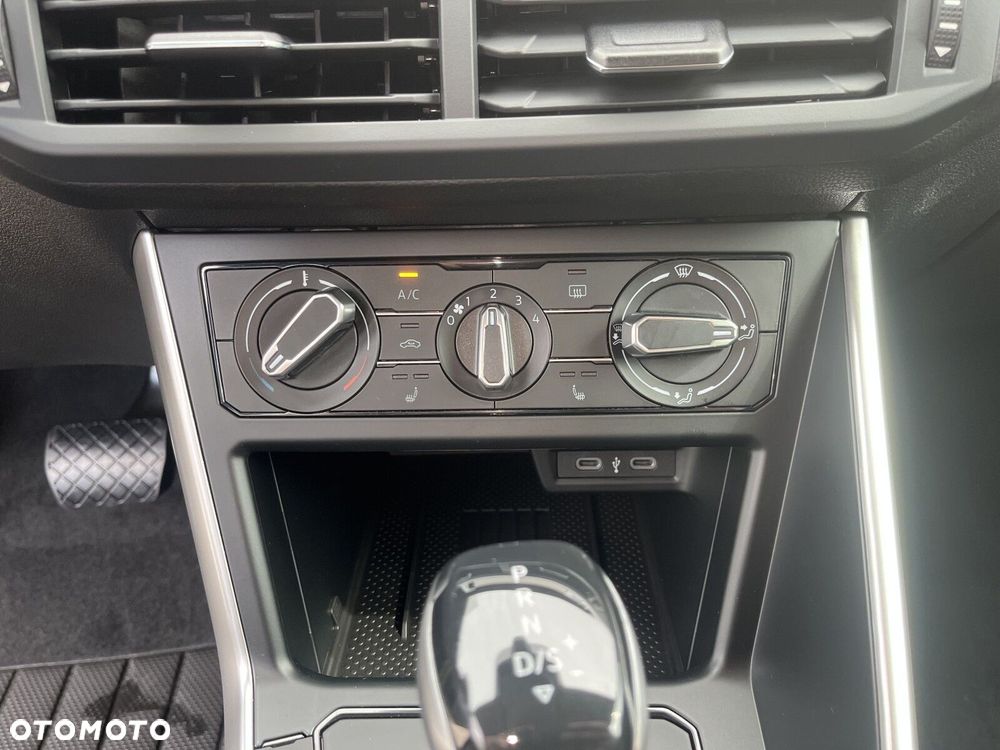 Volkswagen Taigo 1.0 TSI Pure DSG - 28