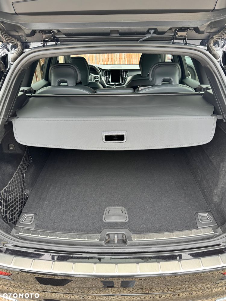 Volvo XC 60 T5 Geartronic RDesign - 17