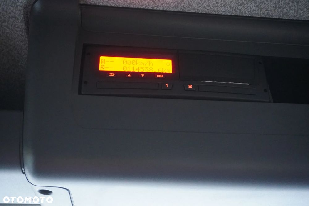 MAN TGM 26.340 E6 / Beczka asenizacyjna Rivard 11,8 m3 / 110 tys. km / oś skrętna - 25