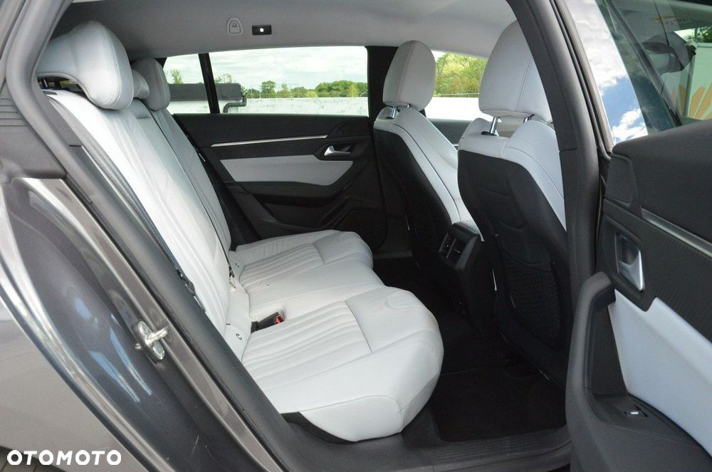 Peugeot 508 225 e-EAT8 GT Pack - 32