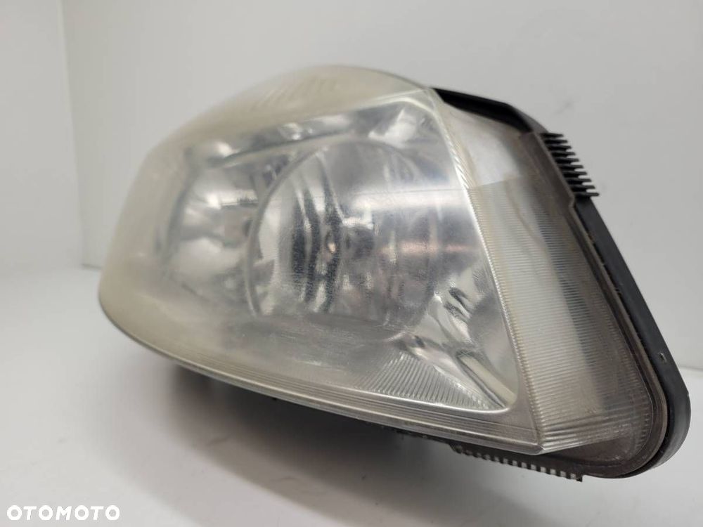 REFLEKTOR LAMPA PRAWA PRZÓD RENAULT SCENIC II 2005 EUROPA - 2