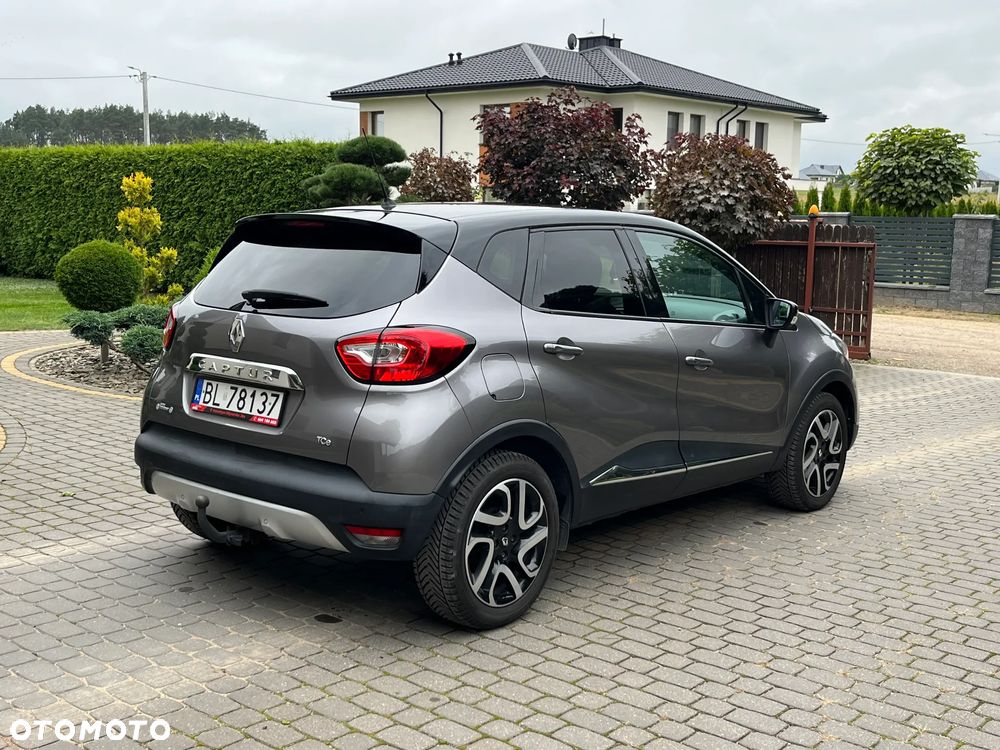 Renault Captur 1.2 TCe Helly Hansen EDC - 5