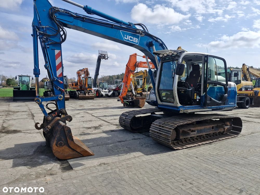JCB 145