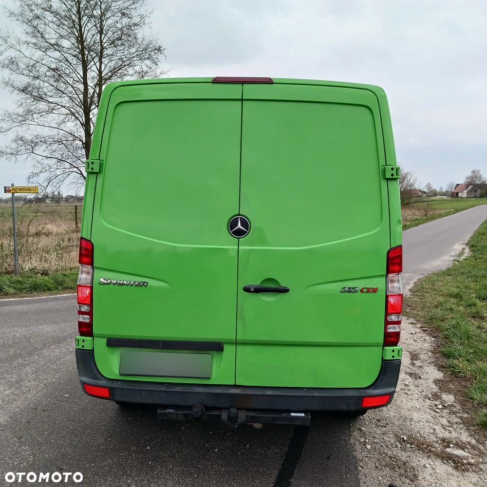 Mercedes-Benz Sprinter - 7
