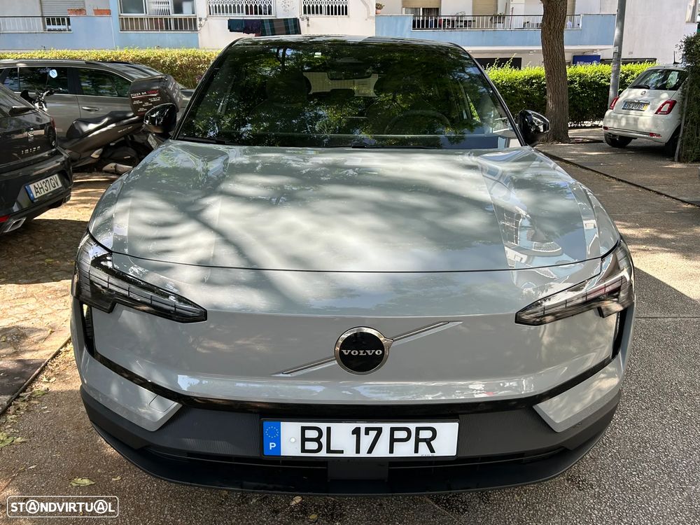Volvo EX30 69 kWh Twin Motor Plus - 2