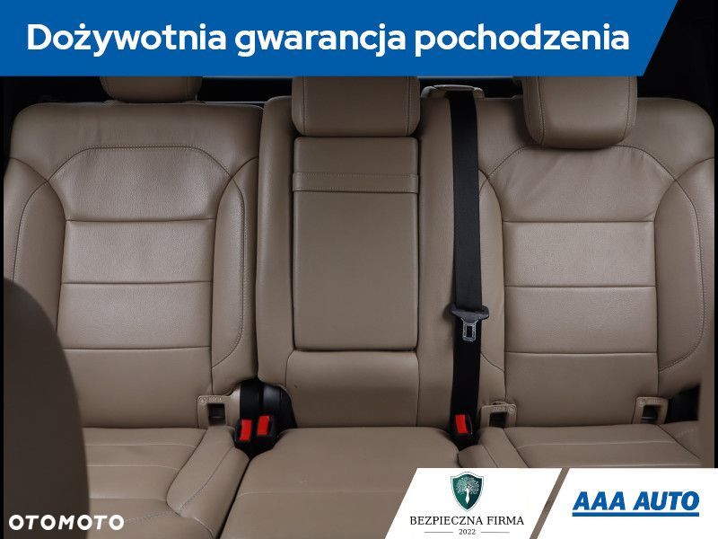 Mercedes-Benz ML - 12