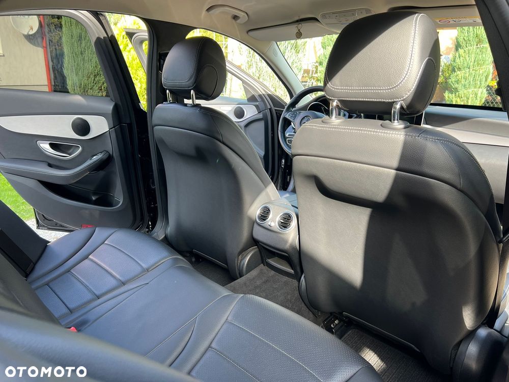 Mercedes-Benz Klasa C 200 9G-TRONIC - 16