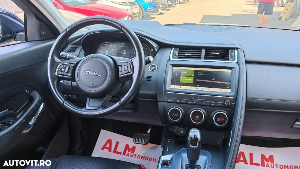 Jaguar E-Pace D180 AWD Aut. R-Dynamic S - 11