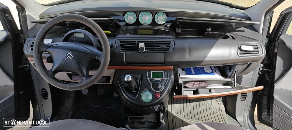Citroën C8 2.0 HDi SX - 10