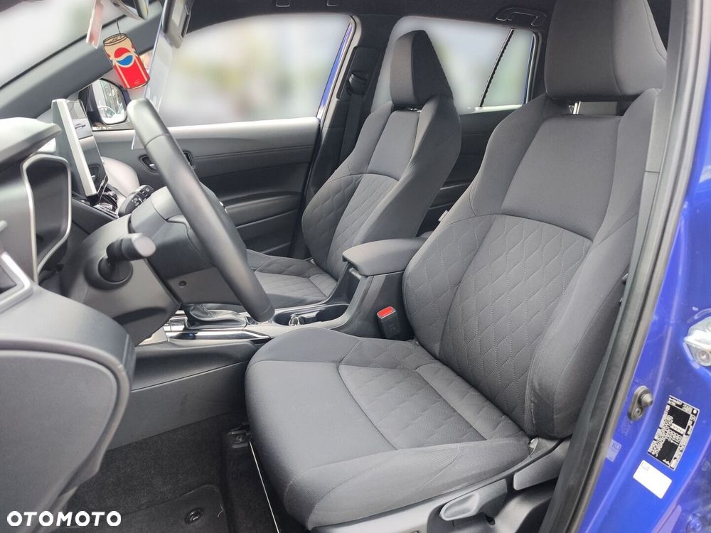 Toyota Corolla Cross - 18