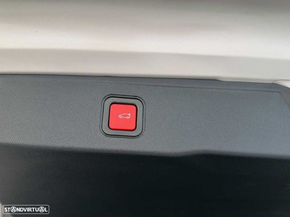 Jeep Avenger 1.2 GSE T3 Summit - 16