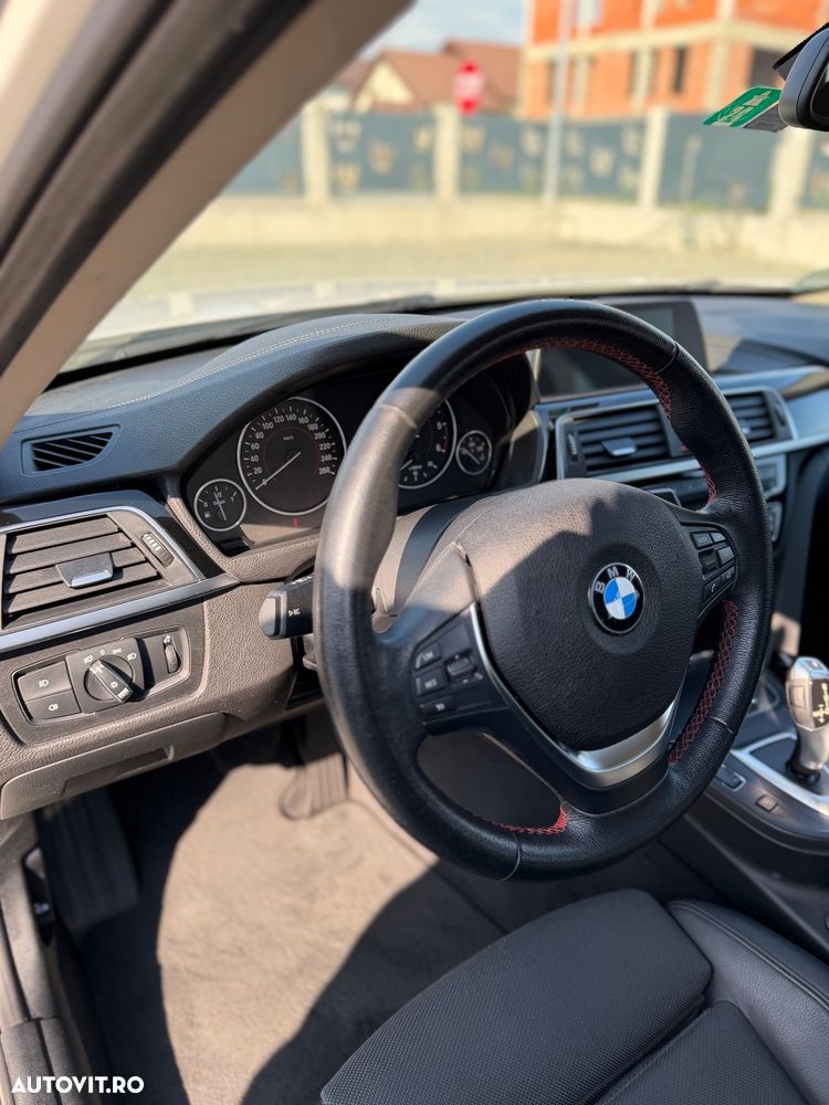 BMW Seria 3 320d Aut. - 23