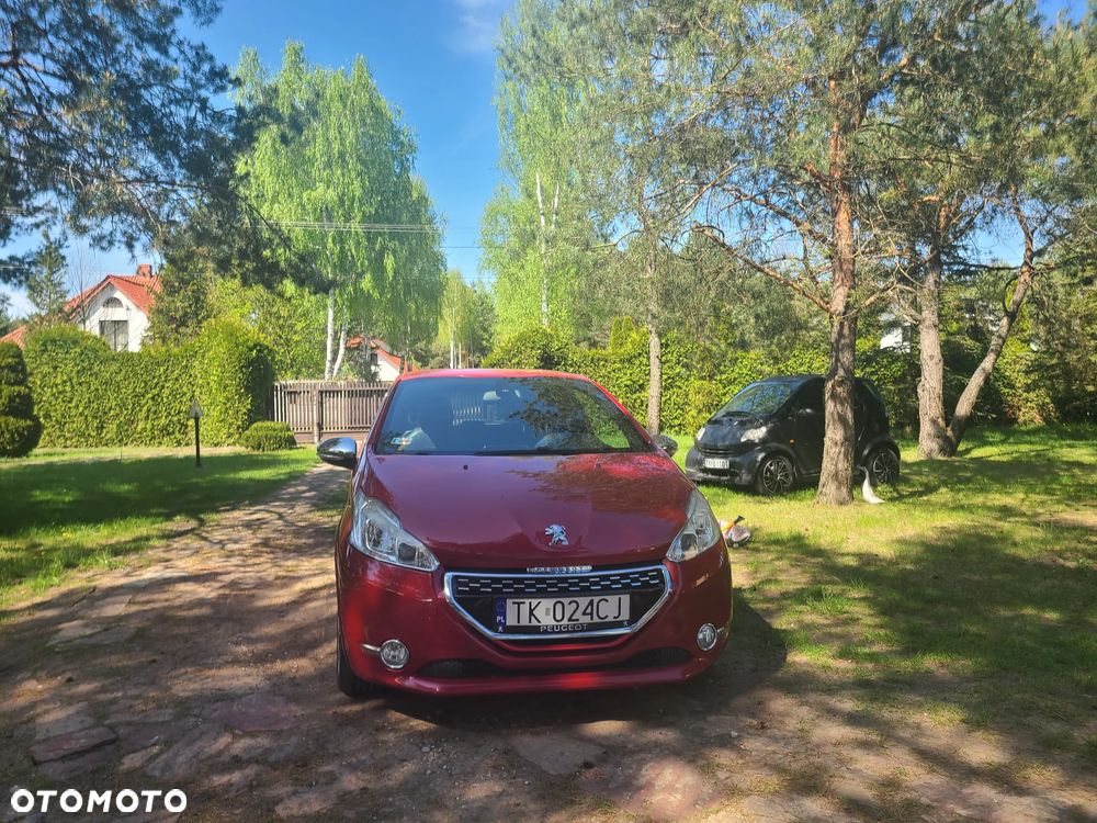 Peugeot 208 GTI 200 THP - 2