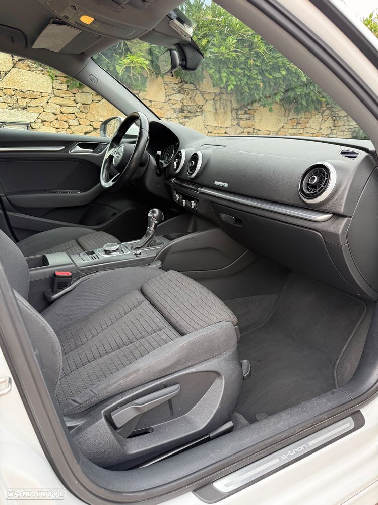 Audi A3 Sportback - 6