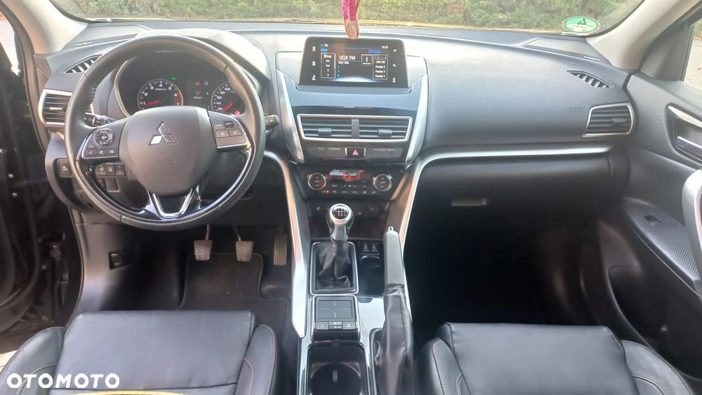 Mitsubishi Eclipse Cross 1.5 T GPF Inform - 11