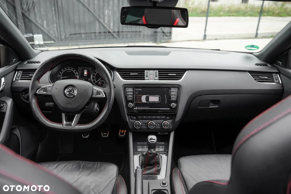 Skoda Octavia 2.0 TDI RS - 13