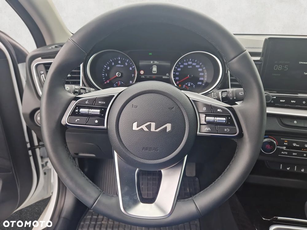 Kia Ceed 1.5 T-GDI Tribute - 12