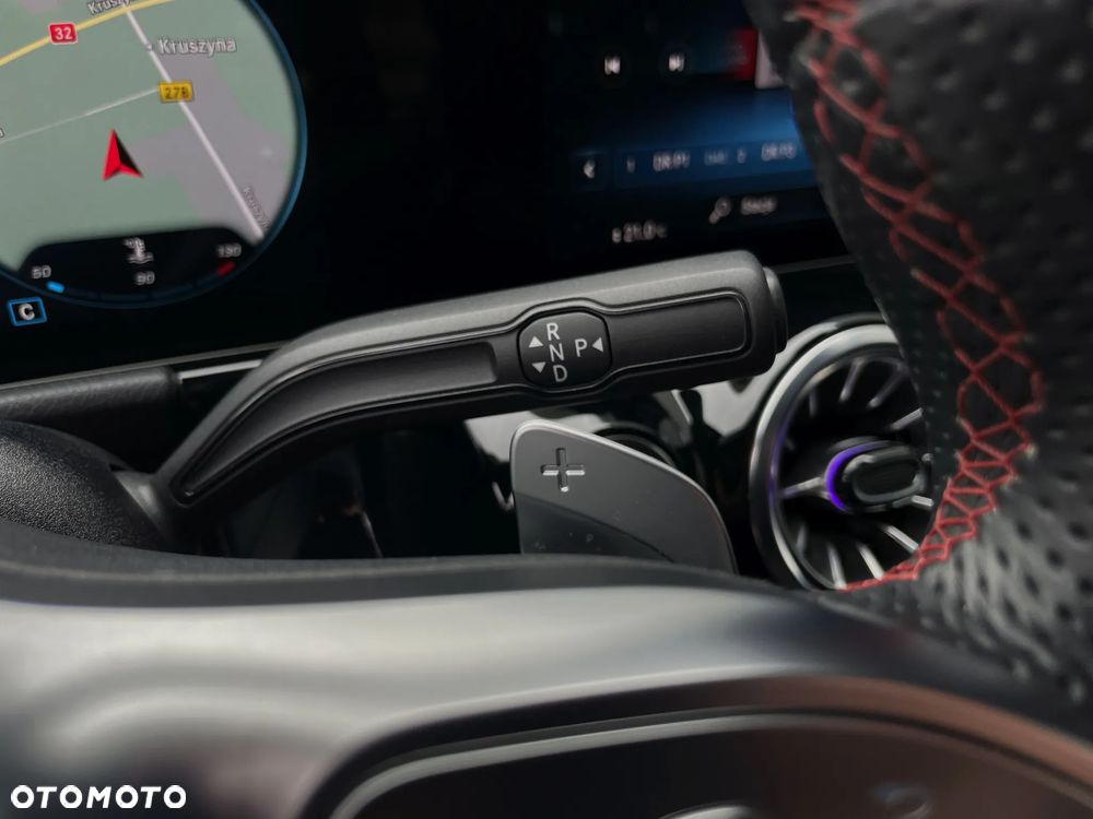 Mercedes-Benz GLA 250 AMG Line - 27