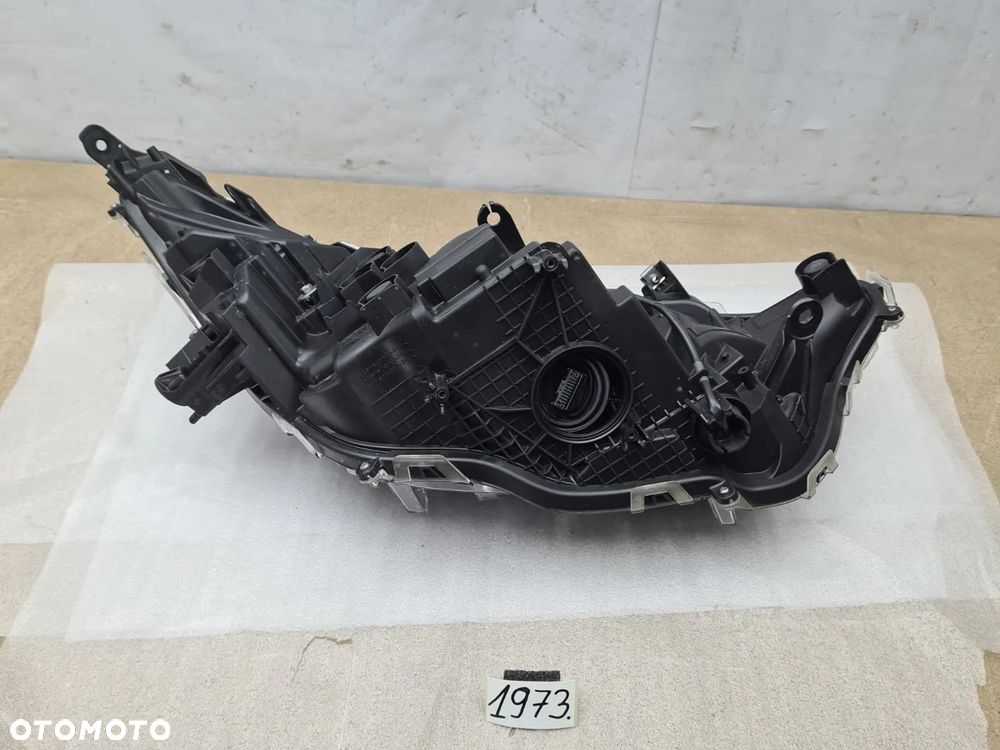 Toyota rav4 5 V lift lampa lewy przód full Led - 8