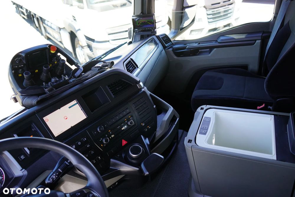 MAN TGS 33.510 / 6 X 4 / HDS PALFINGER PK 42 002 SH-E / WYSIĘG 17 M - 10