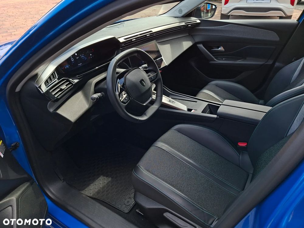Peugeot 308 1.2 PureTech Allure S&S EAT8 - 17