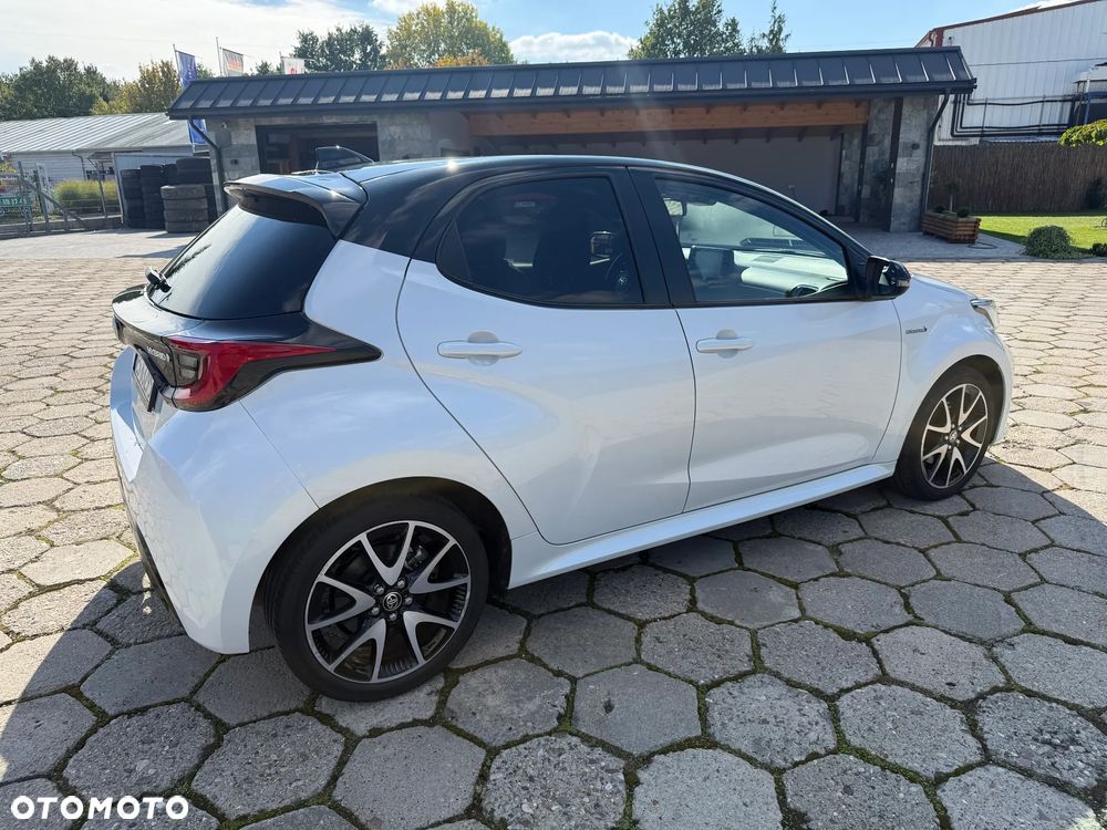 Toyota Yaris Hybrid 1.5 Selection Style - 6