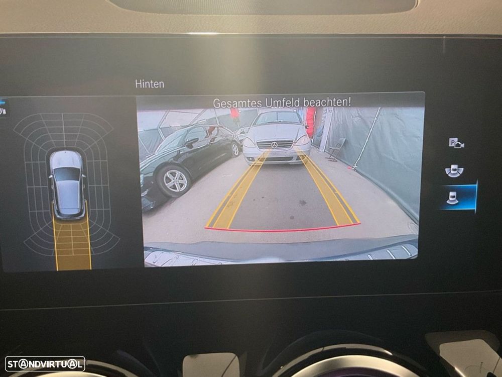 Mercedes-Benz EQA - 10