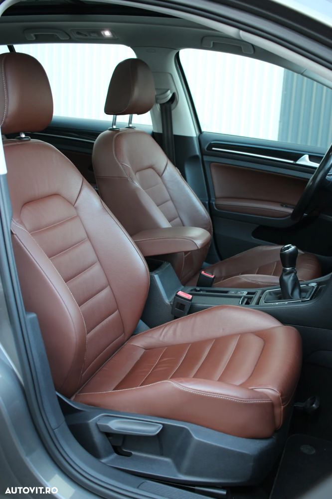 Volkswagen Golf 2.0 TDI 4Motion BlueMotion Technology Edition - 21