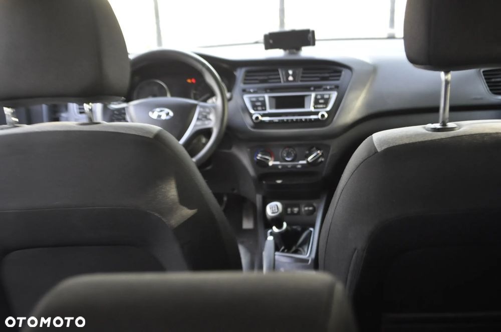Hyundai i20 1.25 Style - 12