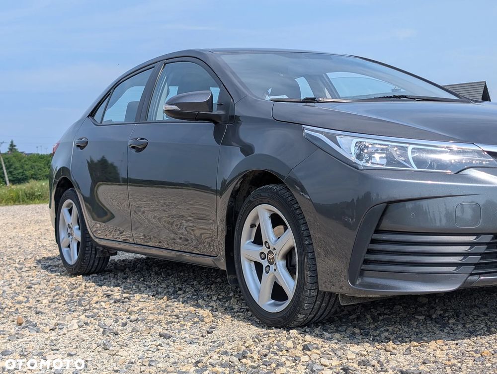 Toyota Corolla 1.6 Premium - 34