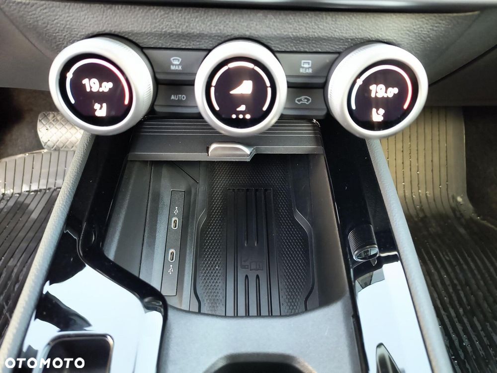 Skoda Superb - 36