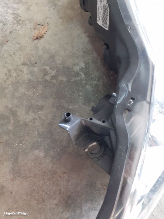 Farol condutor peugeot 107     81170 0h030 - 2