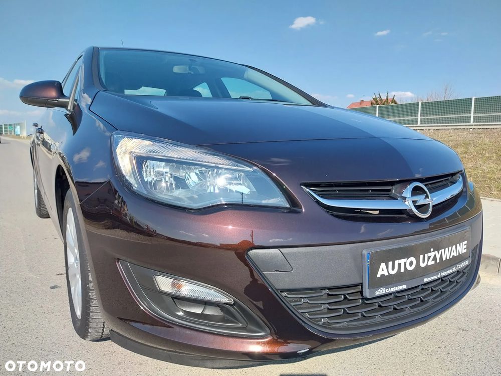 Opel Astra 1.4 T Executive EU6 - 23