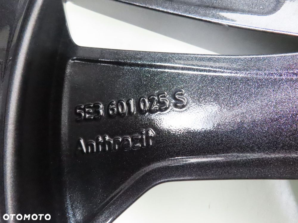 Alufelgi 19'' Skoda Octavia IV RS Superb 5x112 ET48 5E3601025S - 4