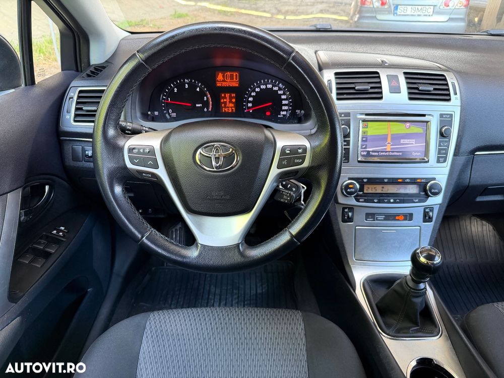 Toyota Avensis 2.0 D-4D Edition - 13