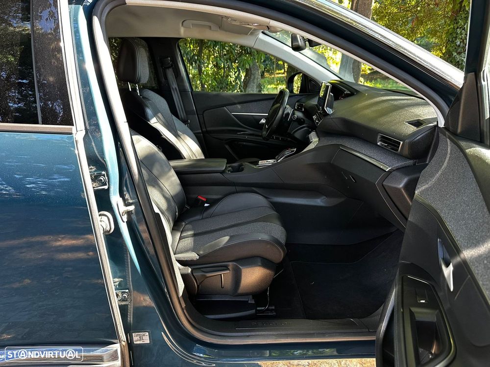 Peugeot 3008 1.5 BlueHDi Allure Pack EAT8 - 11