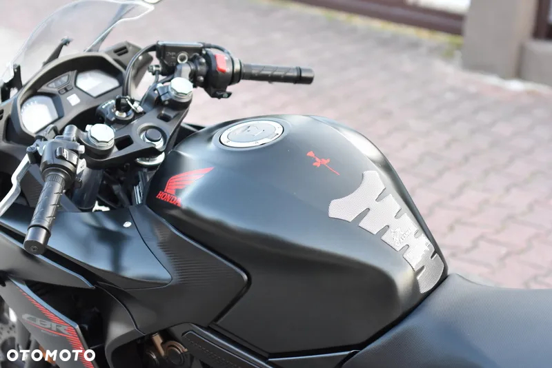 Honda CBR - 31