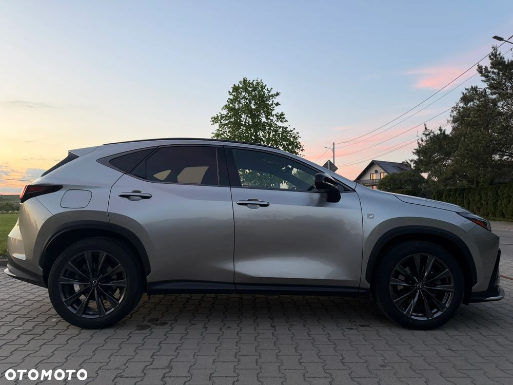 Lexus NX 450h+ F Sport AWD - 4