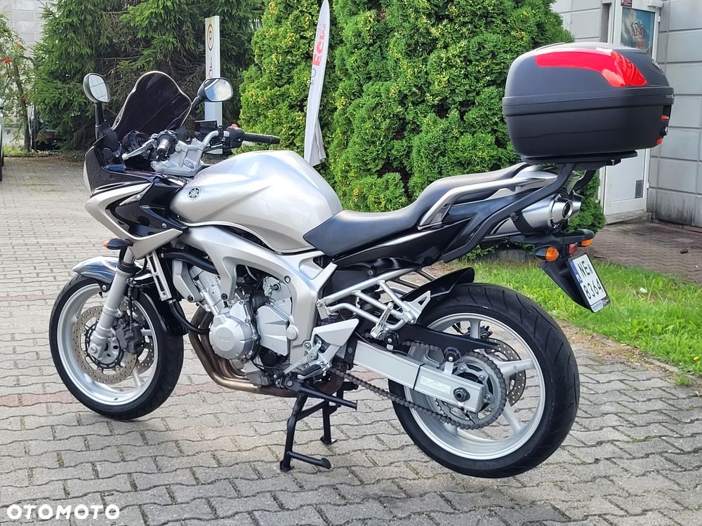 Yamaha FZ6 - 13
