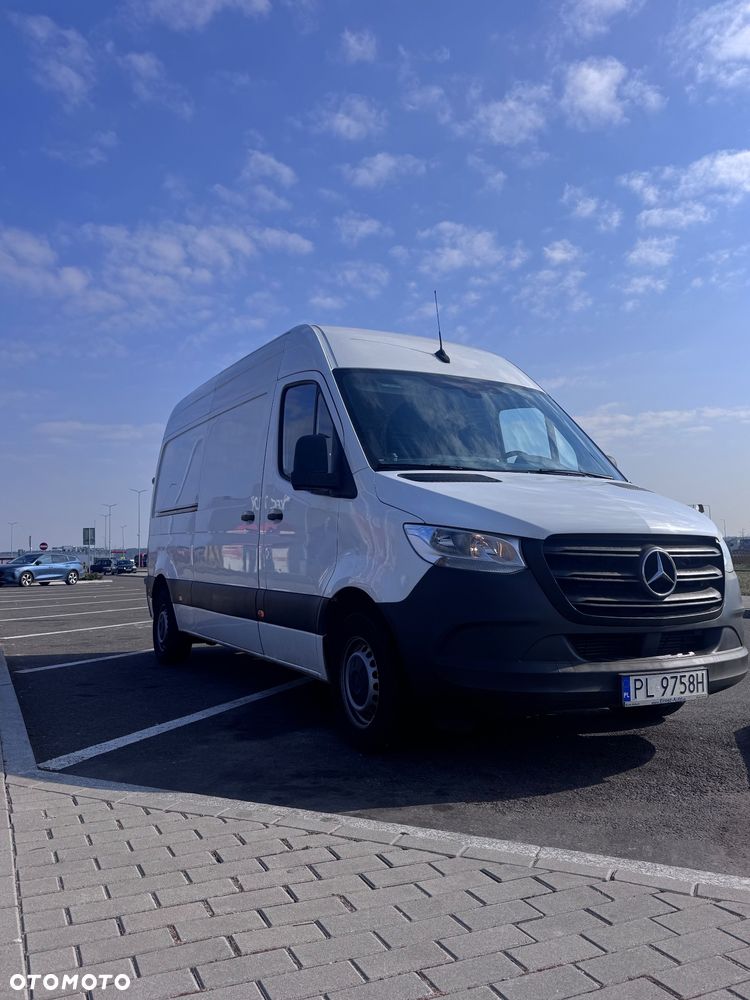 Mercedes-Benz Sprinter - 4