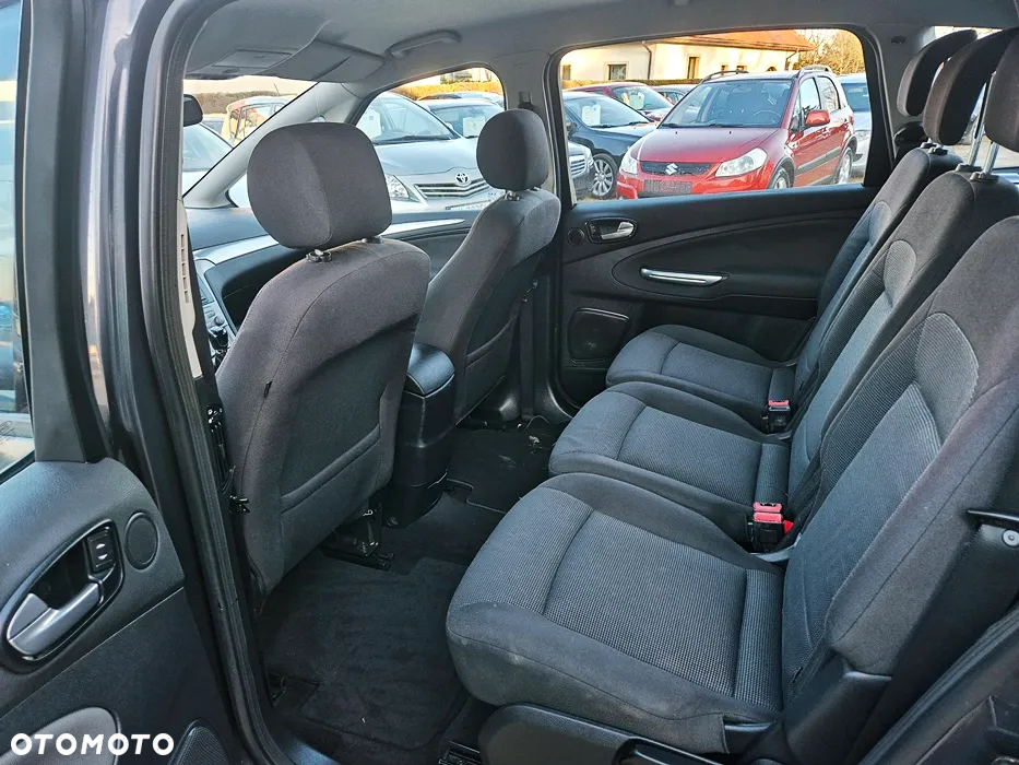 Ford S-Max 2.0 FF Titanium - 33