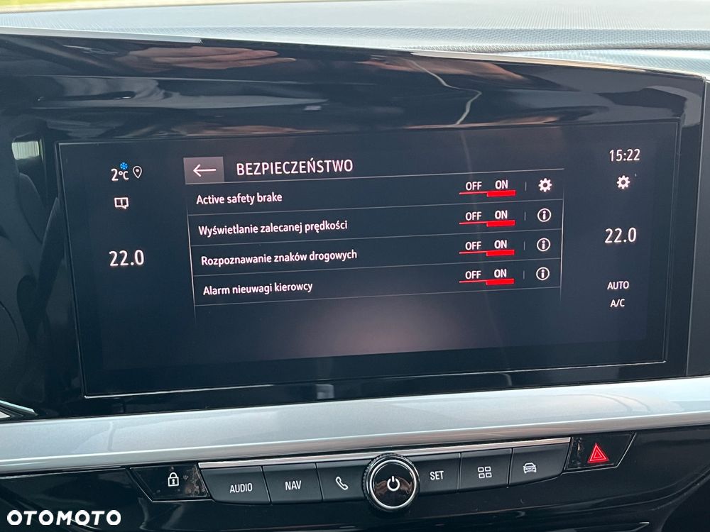 Opel Mokka 1.2 T Elegance S&S - 24