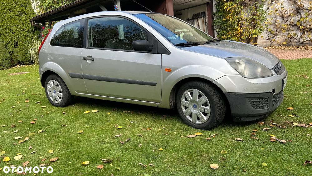 Ford Fiesta 1.3 - 5