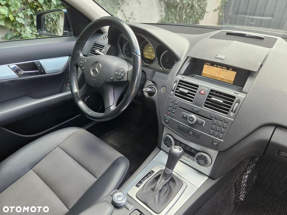 Mercedes-Benz Klasa C 220 CDI DPF Automatik BlueEFFICIENCY Avantgarde - 15