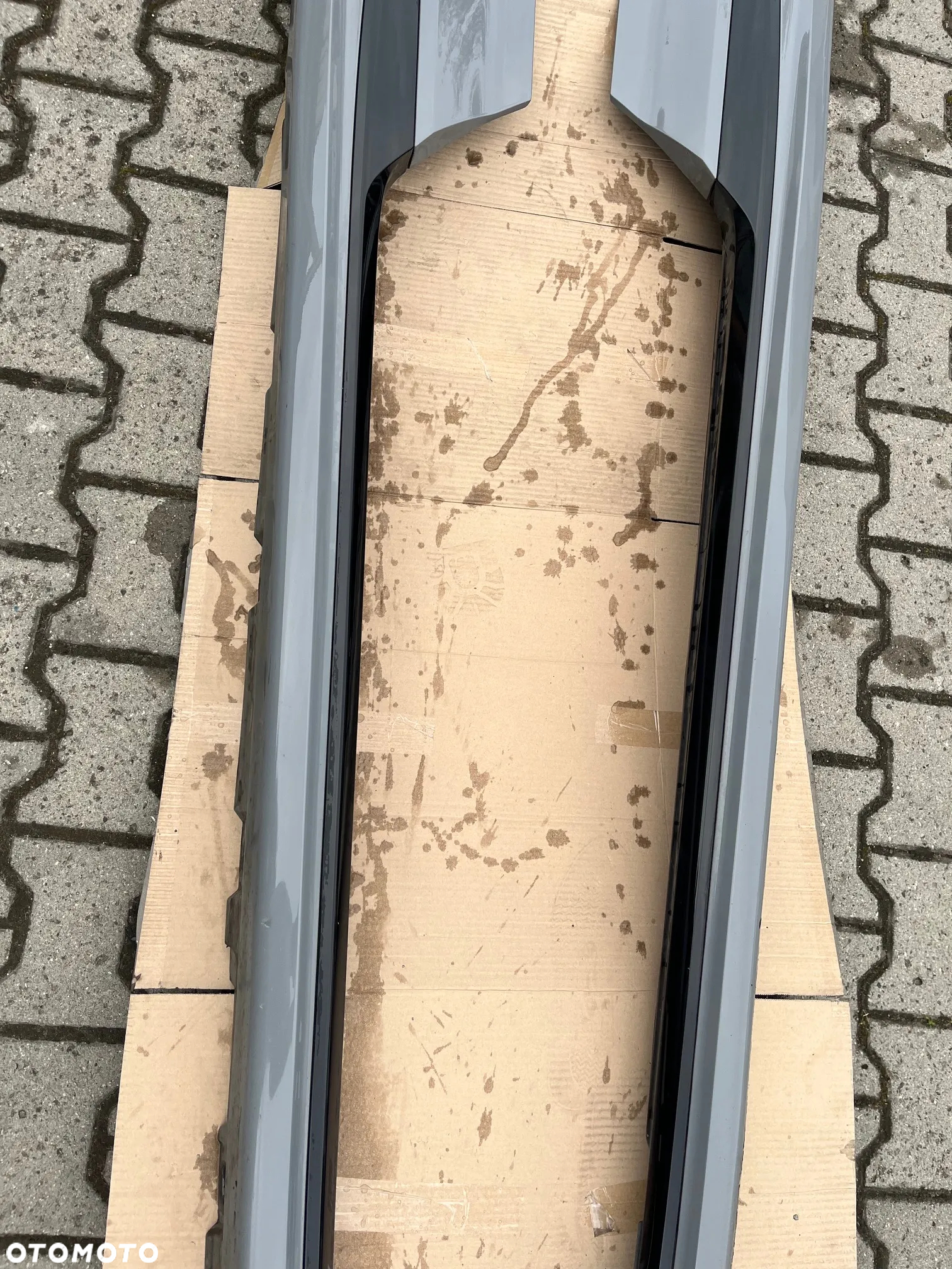 LISTWA PROGOWA LEWA PRAWA  PROGI RS5 COUPE 8W6853855B  8W6853856B - 4