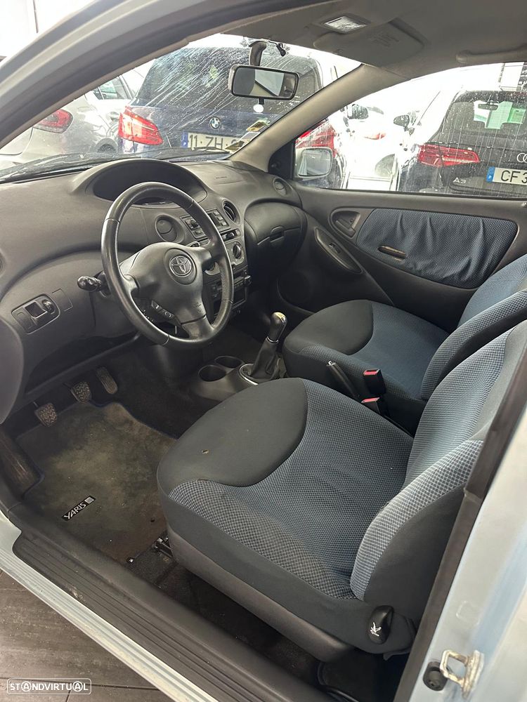 Toyota Yaris 1.3 Luna ABS+CD+AC - 9