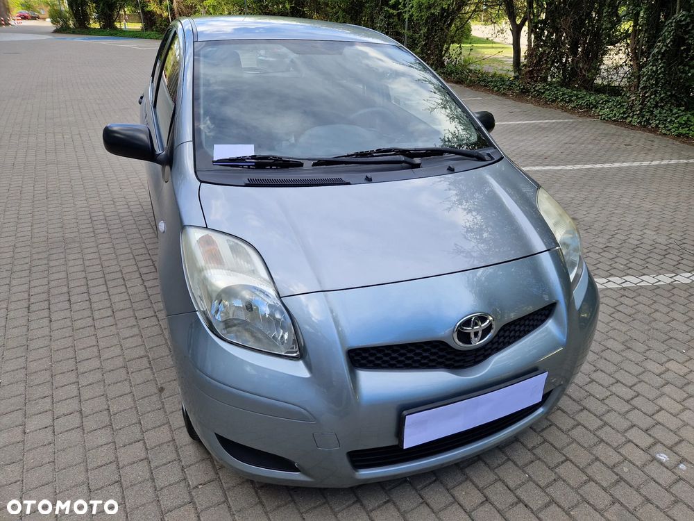 Toyota Yaris 1.0 Terra - 19