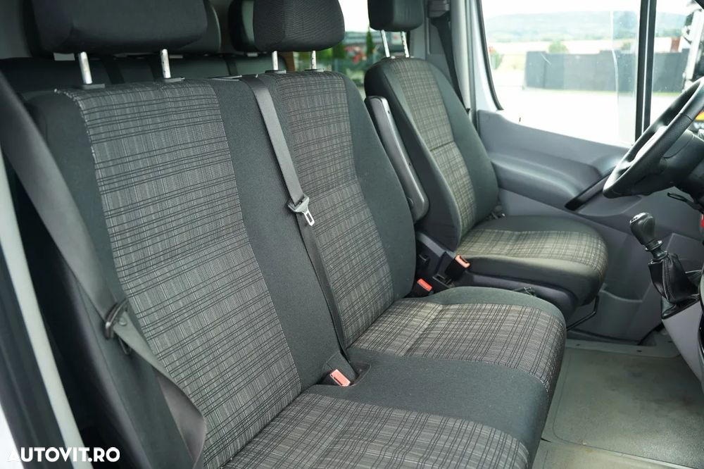 Mercedes-Benz / SPRINTER 310 CDI / CARTER CU 7 LOCURI / MANUALĂ / TABLĂ AUTO / PANEL - 30