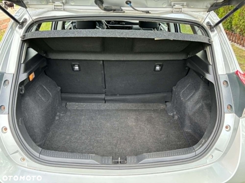 Toyota Auris 1.33 VVT-i Active - 15